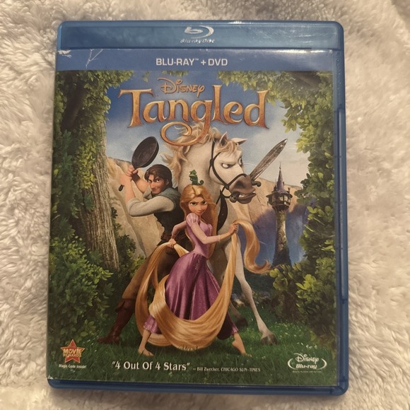 Tangled (Blu-ray, 2011) 2 Disc Set - Picture 1 of 3